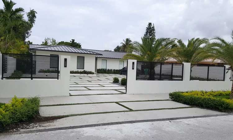 Zoolo Ventures's driveway